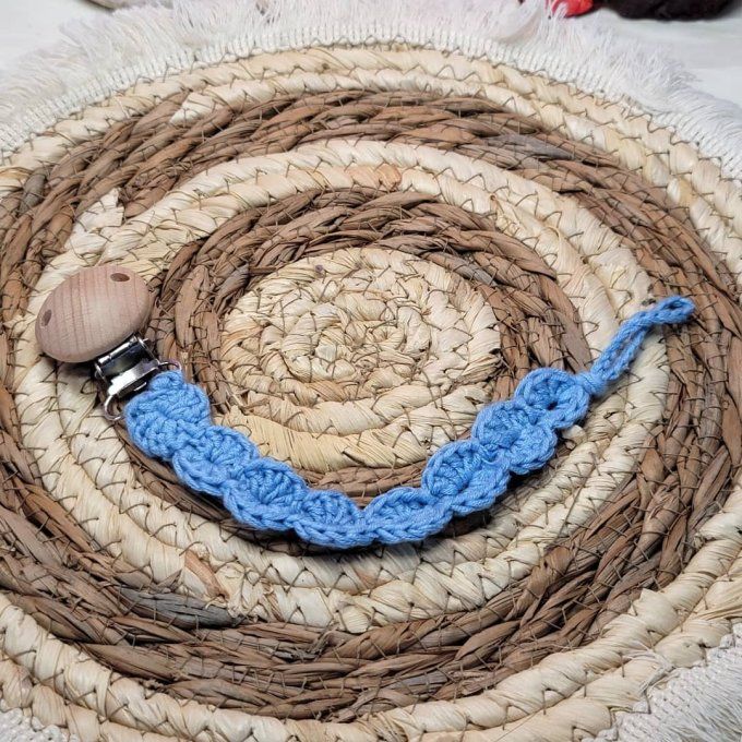 Attache tétine clips tricot 