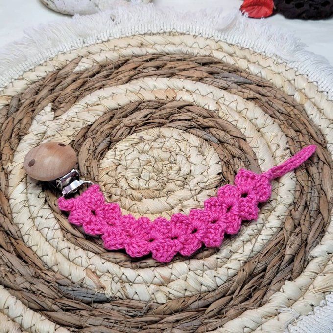 Attache tétine clips tricot 
