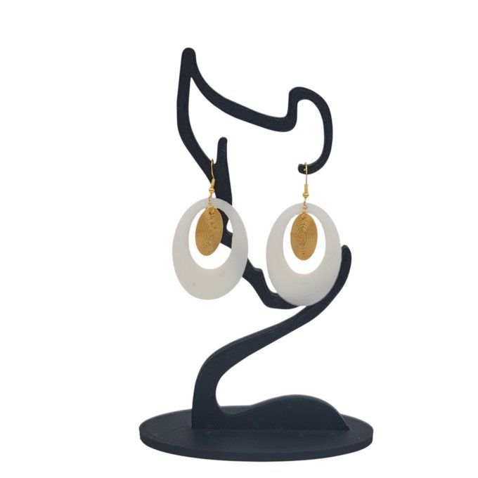 Boucles d'oreilles blanches 3D